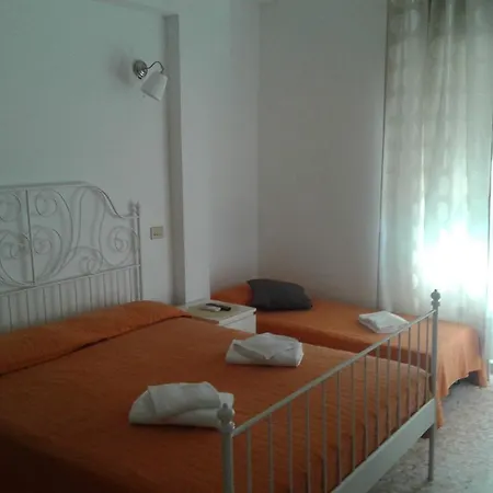 Gregory 90 3* Rome